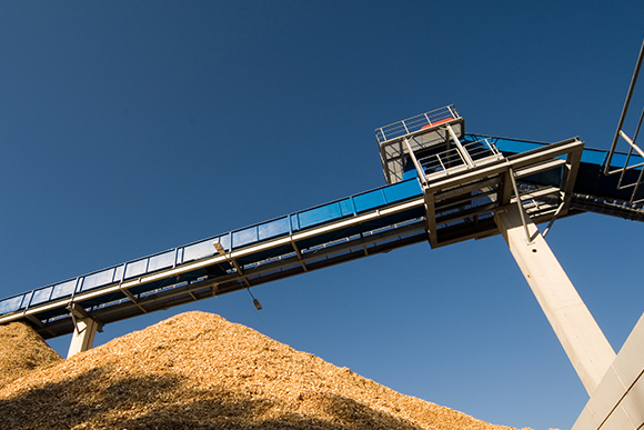 自社加工場の中間加工でリサイクル処理を24時間稼働